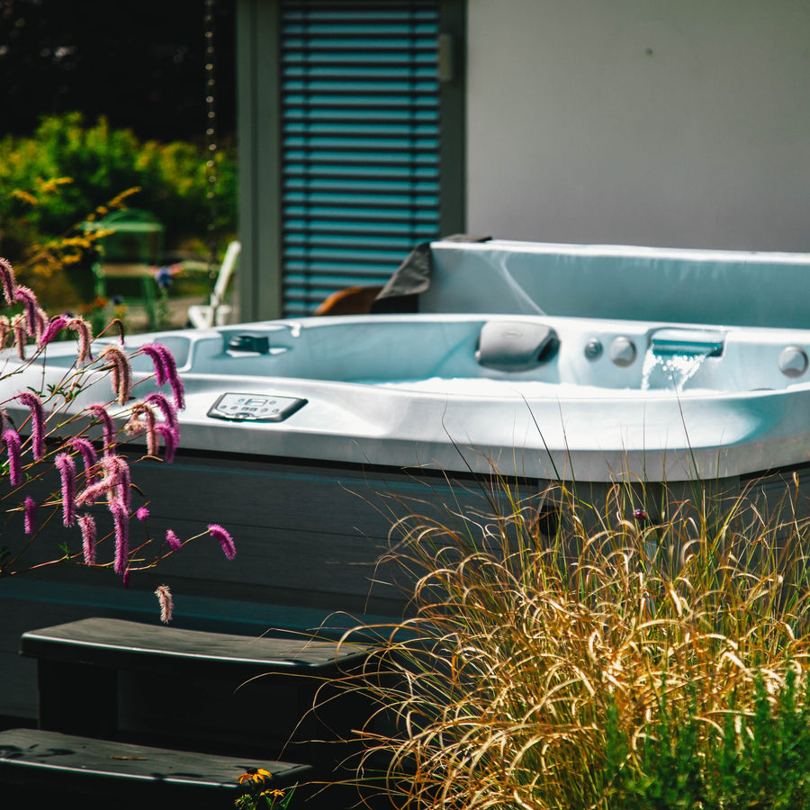 Jacuzzi® J335IP™ Hot Tub